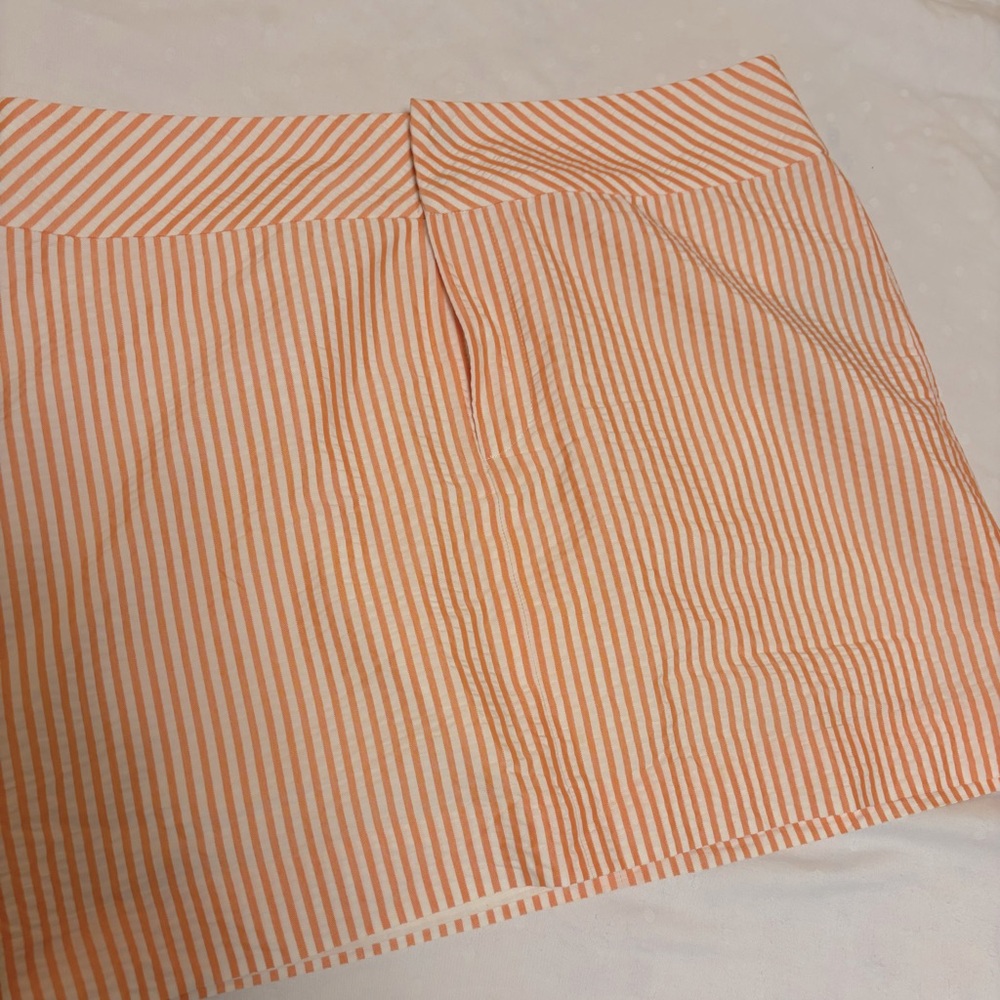 Peach and white Ralph Lauren seersucker skirt